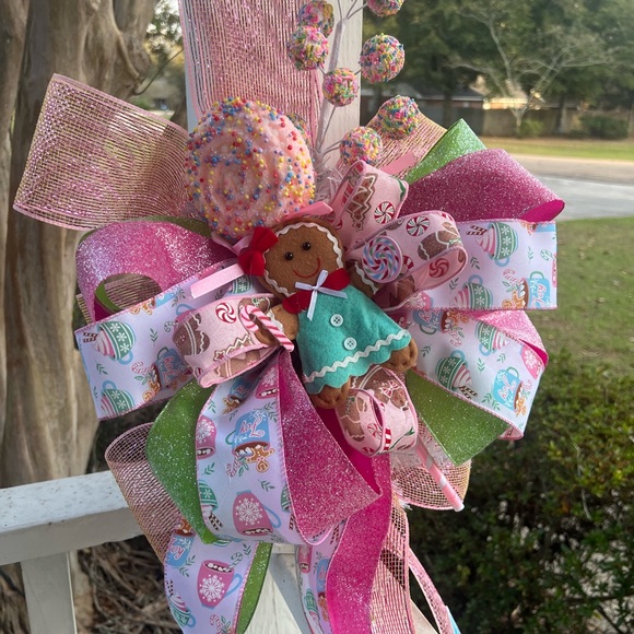 Gingerbread man, Candyland tree topper - Picture 3 of 3